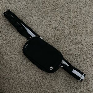 Everywhere CrossBody Bag